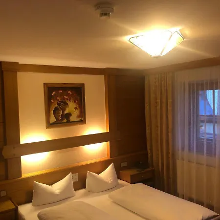Hotel Alpenland
