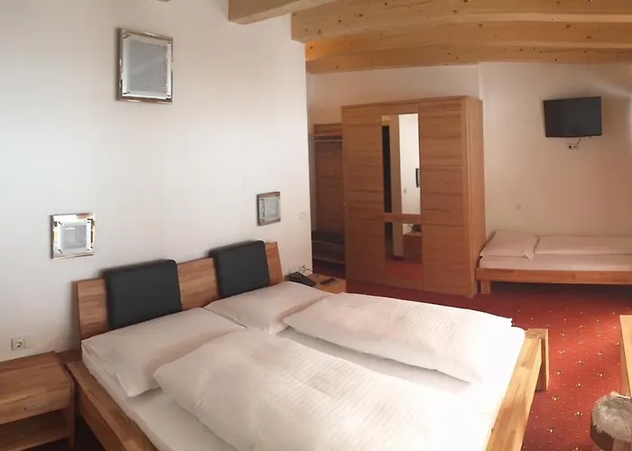 Alpenland فندق نيديراو