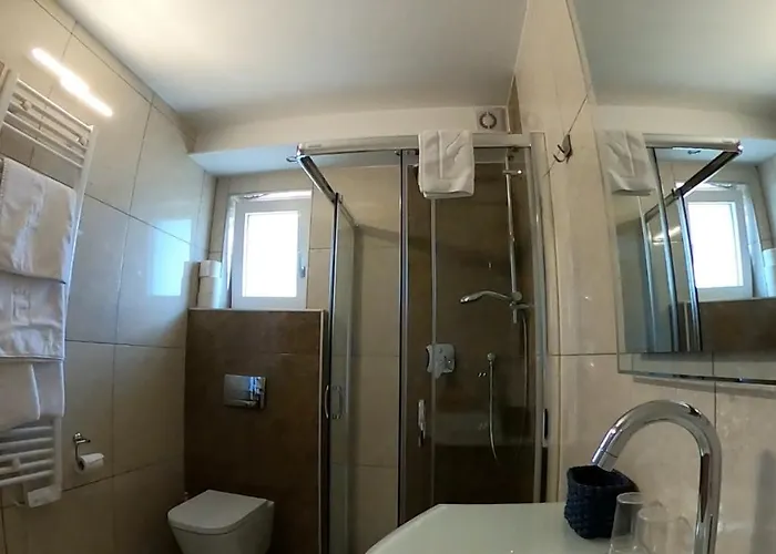 Alpenland فندق 3*