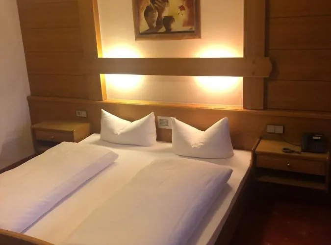 Alpenland فندق 3*